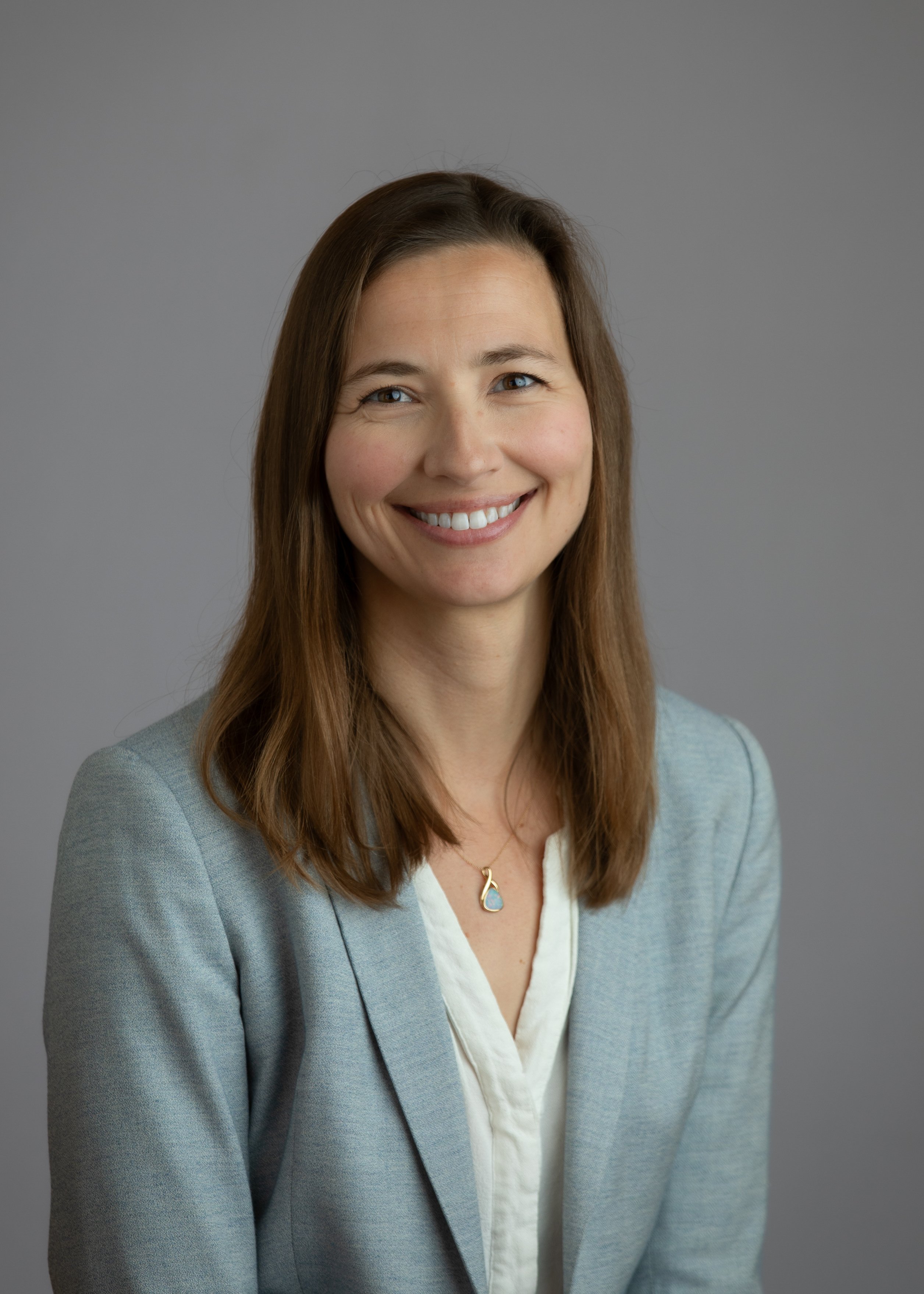 Eva Headshot 2023